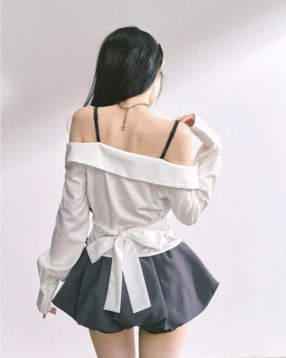 オフショルレイヤードシャツ