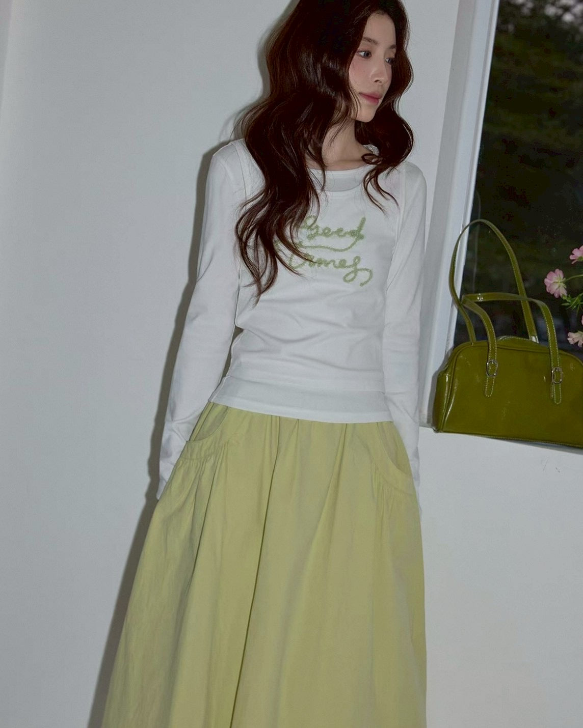 logo long sleeve layered tops