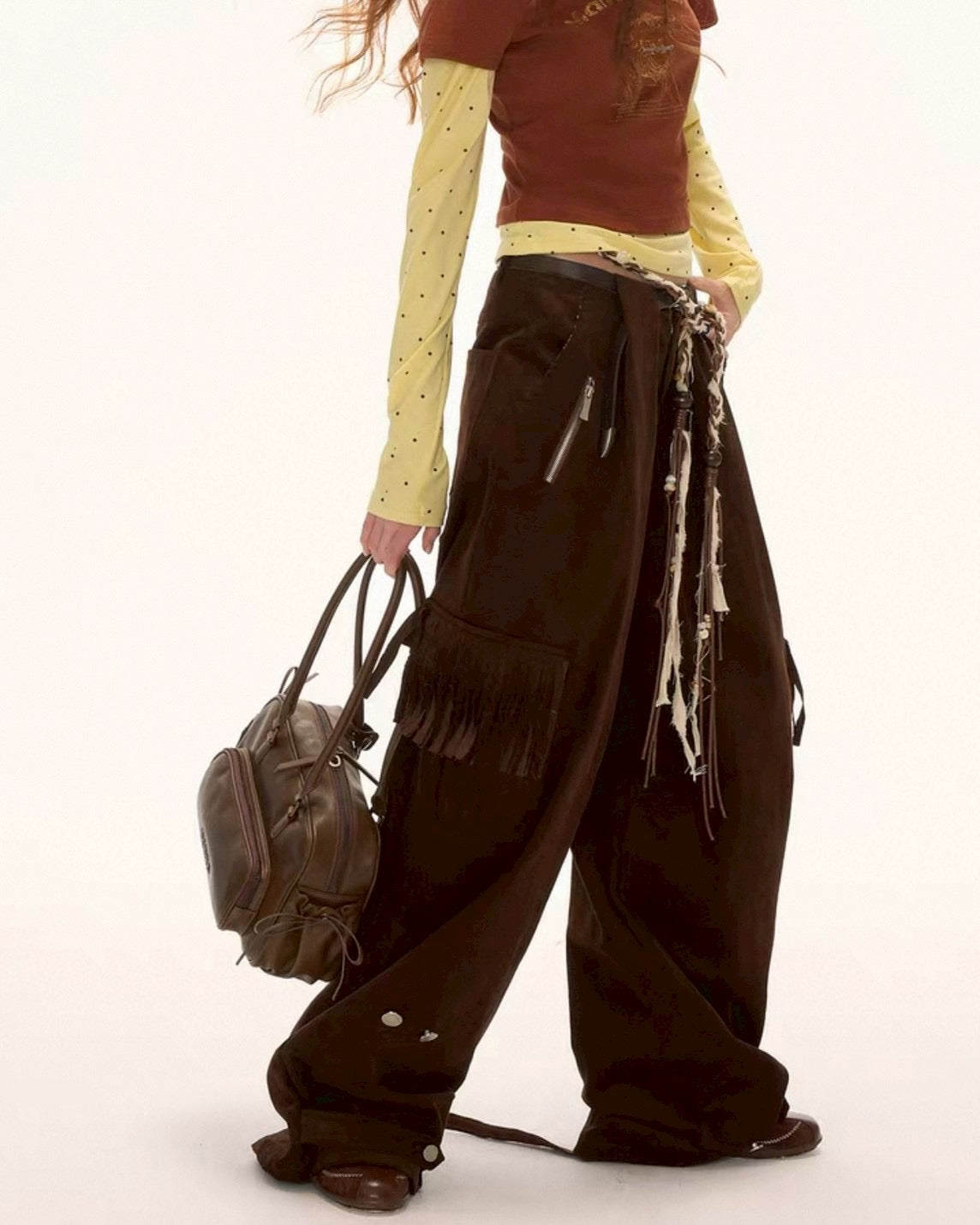 ポケット付きタックパンツ