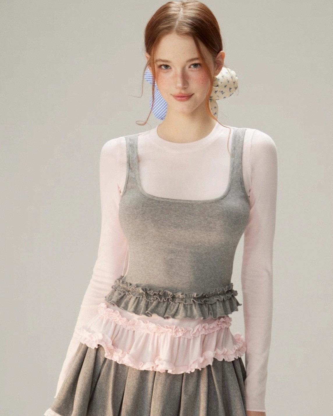 レイヤードフリルトップス