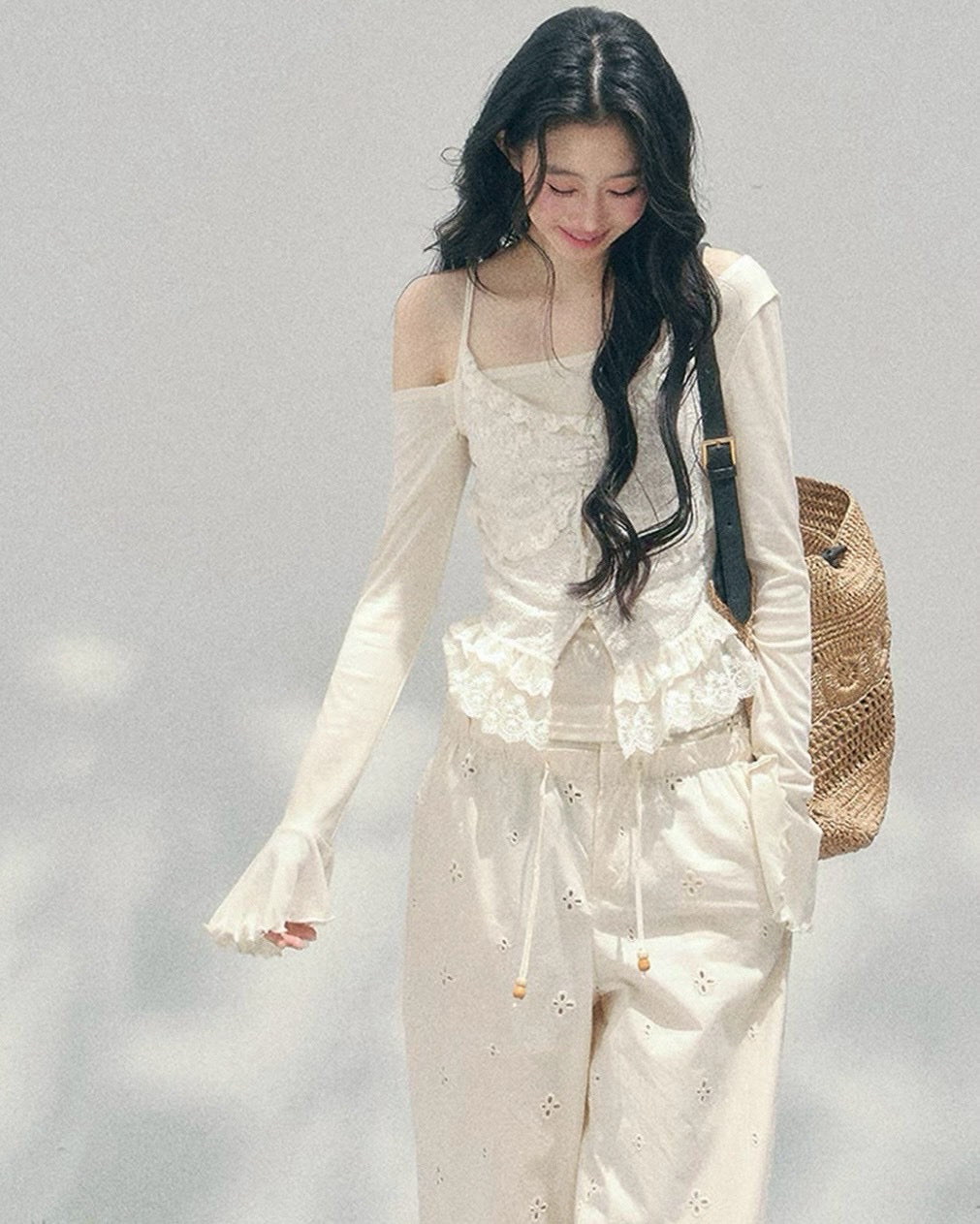 frill lace off shoulder