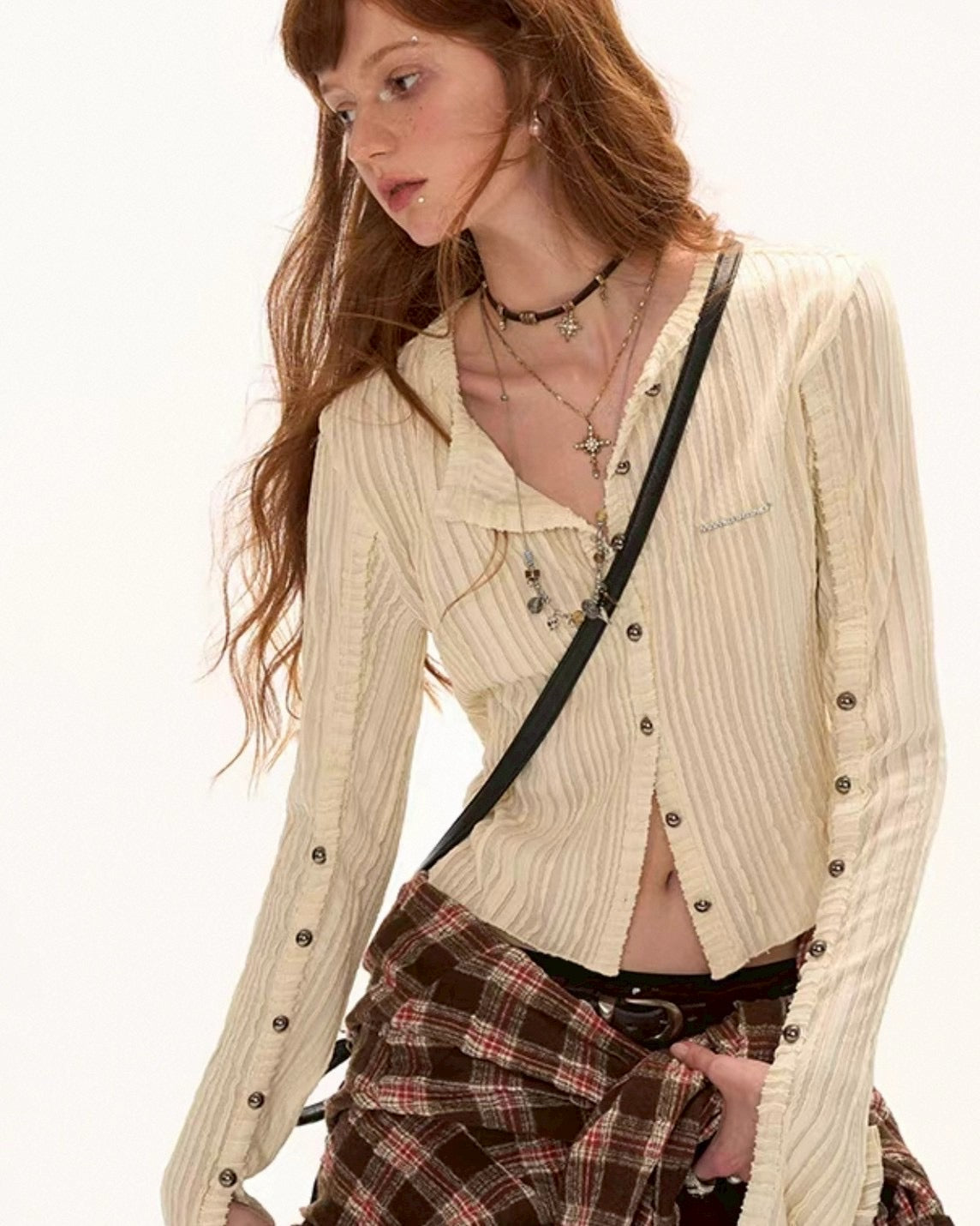 ボタンカーディガン