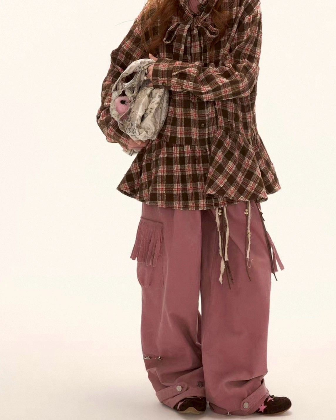 ポケット付きタックパンツ