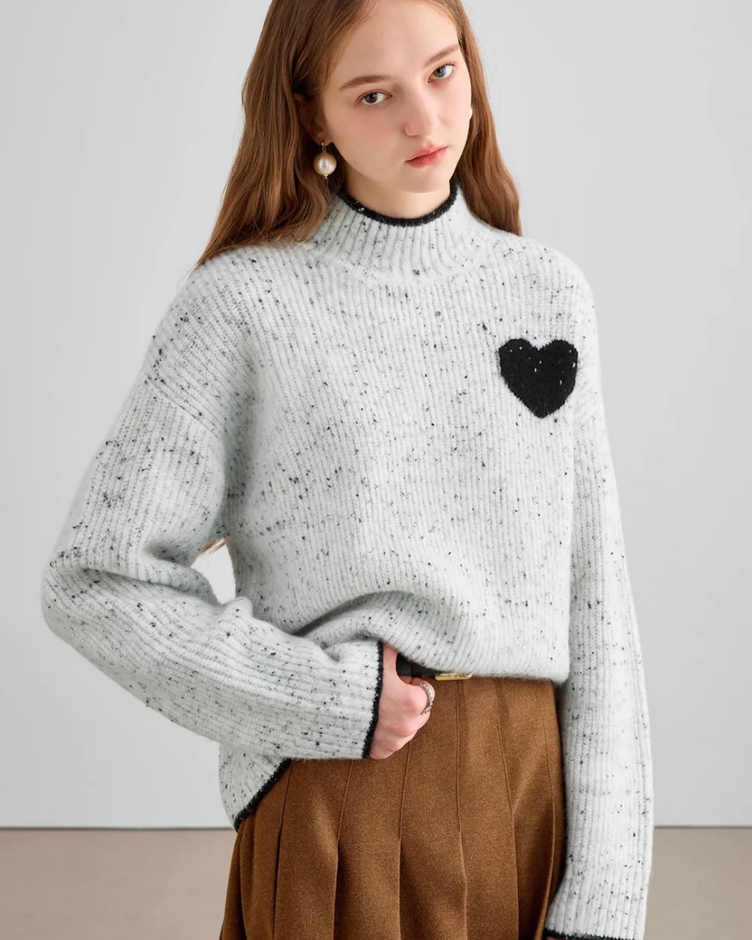 05 heart sweater