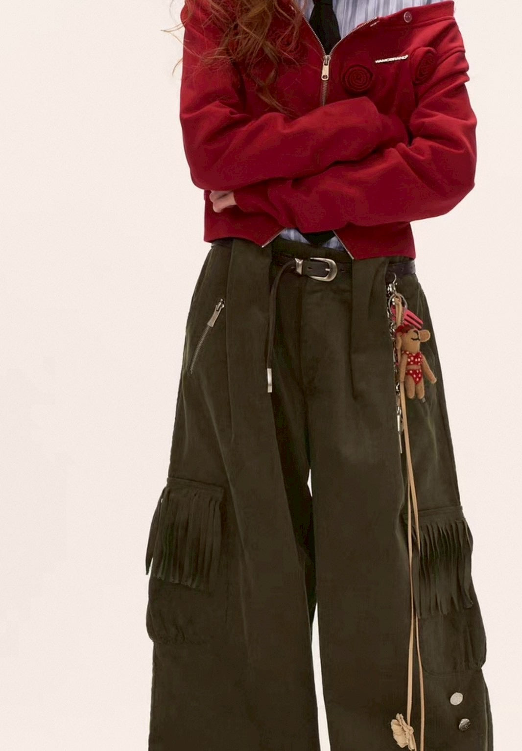 ポケット付きタックパンツ