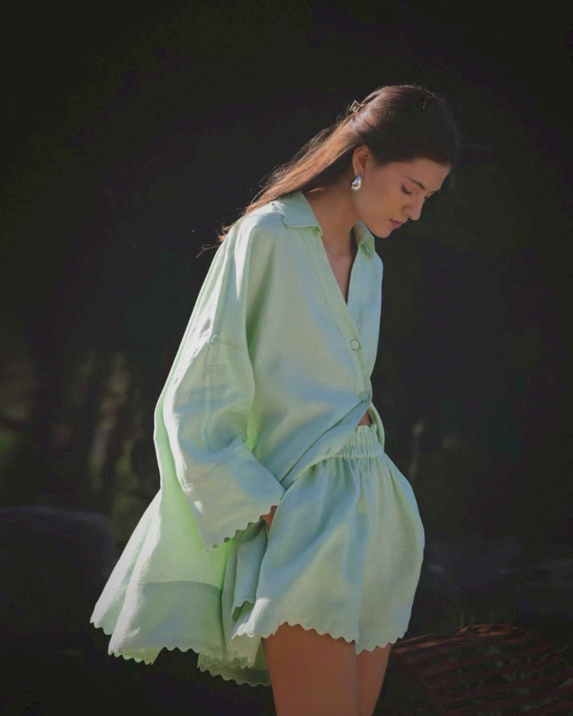 frill line shirt & short pants