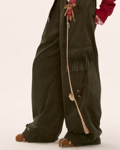 ポケット付きタックパンツ