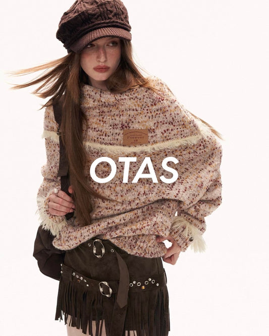 オフショルルーズニット