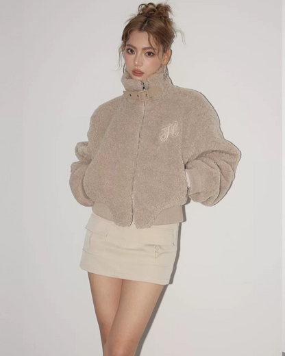 01 short bear coat