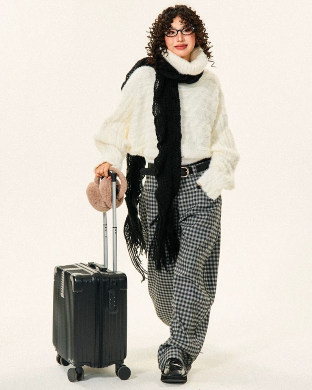 00 off-shoulder knit