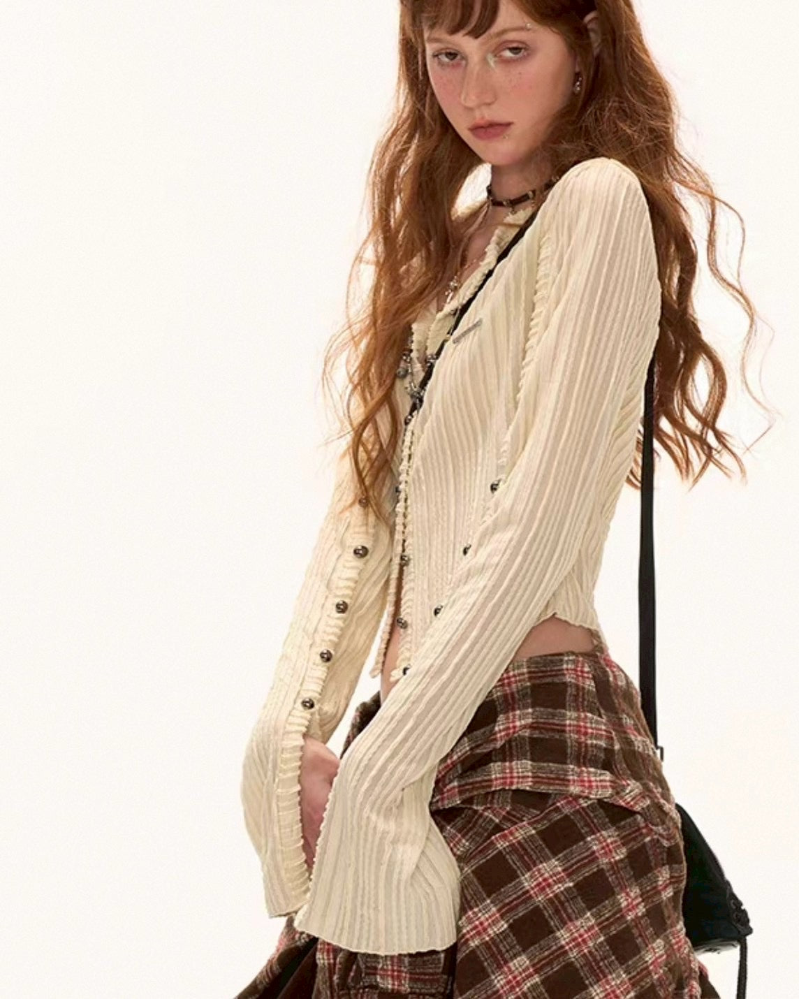 ボタンカーディガン