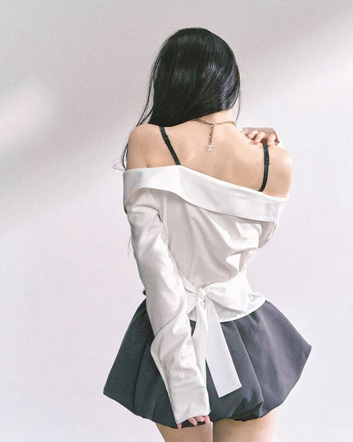 オフショルレイヤードシャツ